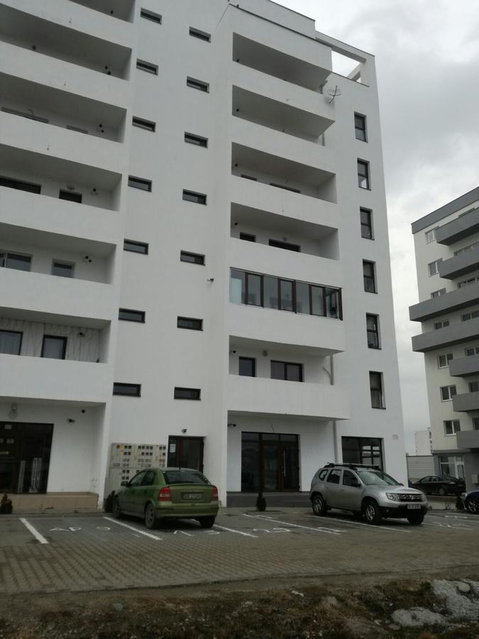 White Luxury Apartment 시비우 외부 사진