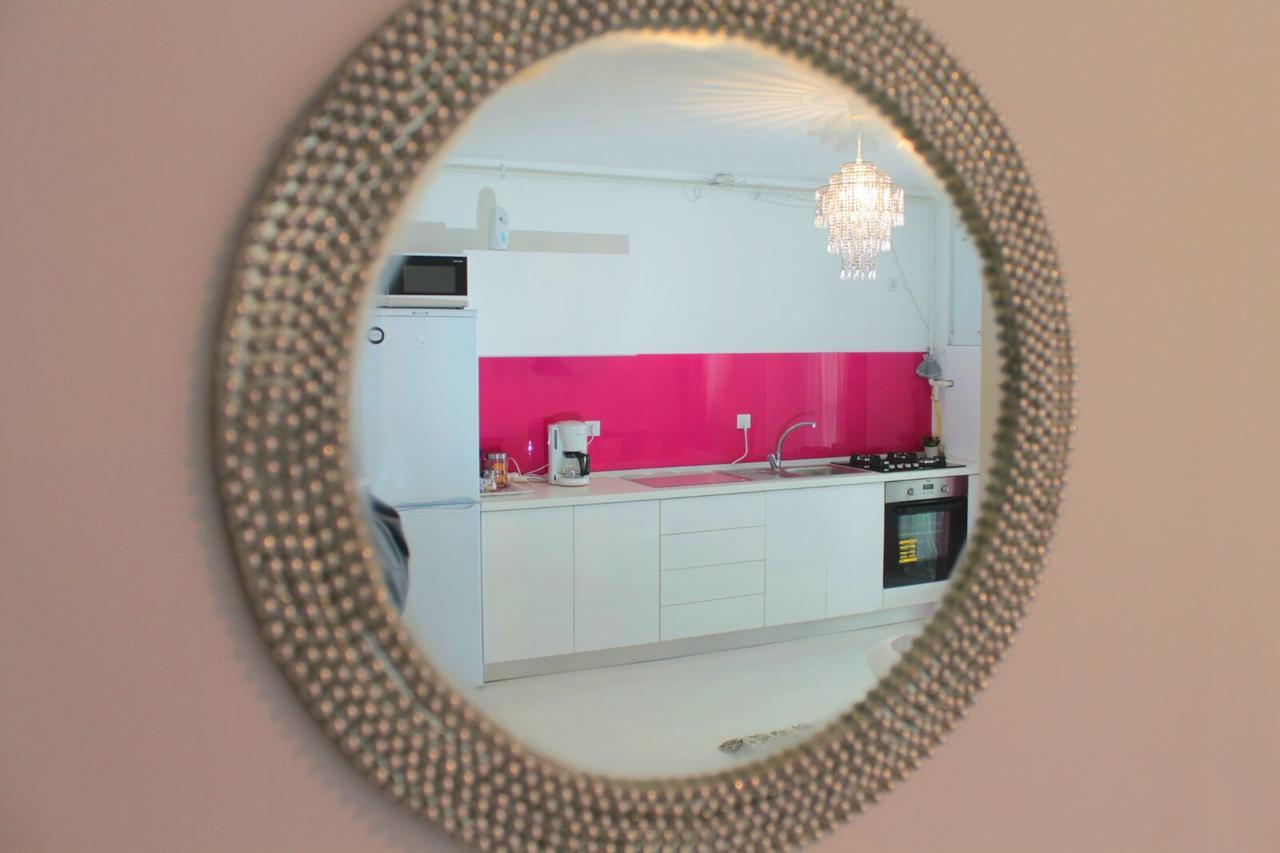 White Luxury Apartment 시비우 외부 사진